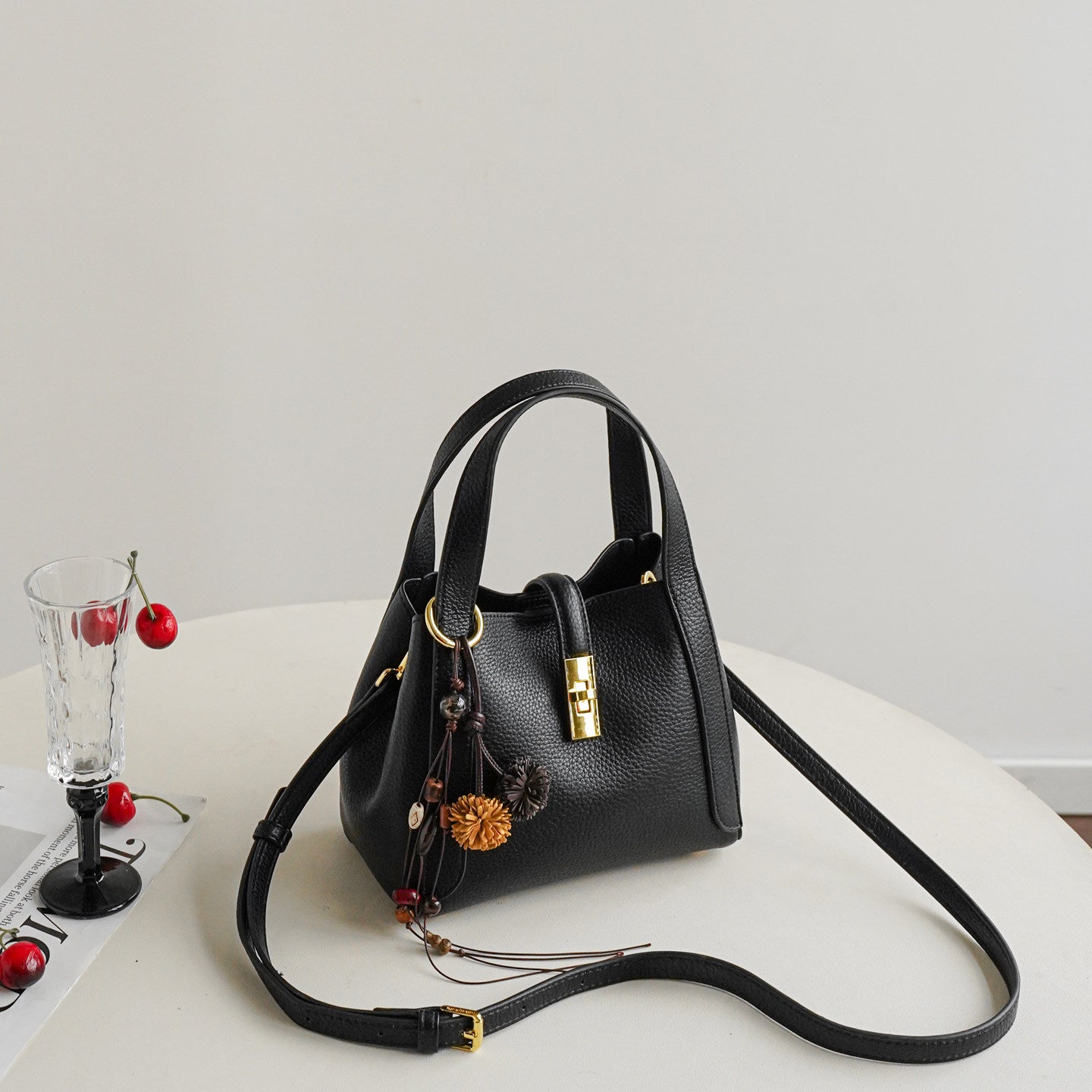 Lychee Pattern Bucket Bag