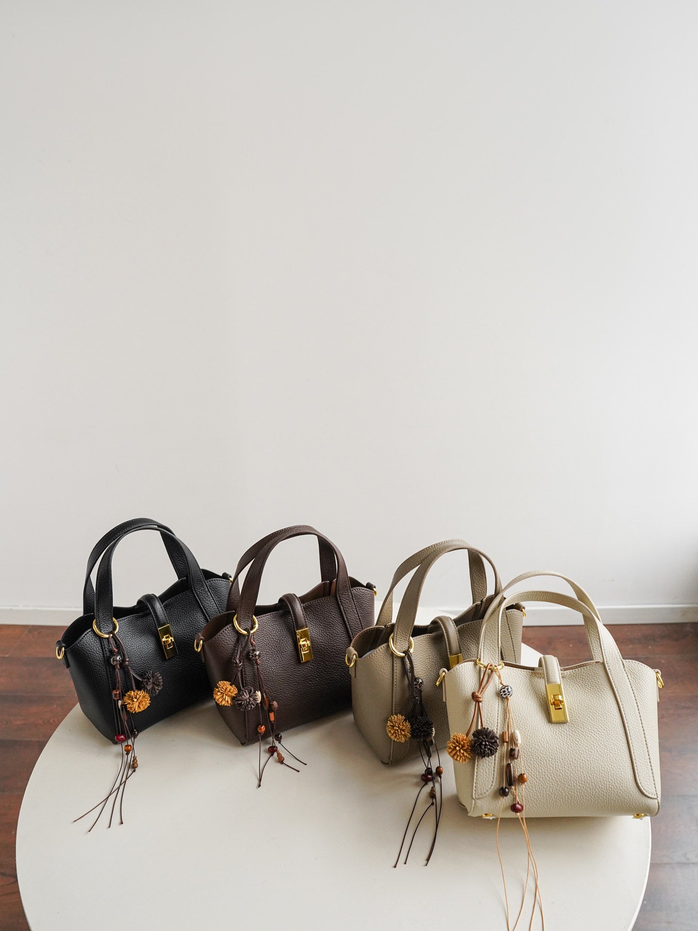 Lychee Pattern Bucket Bag