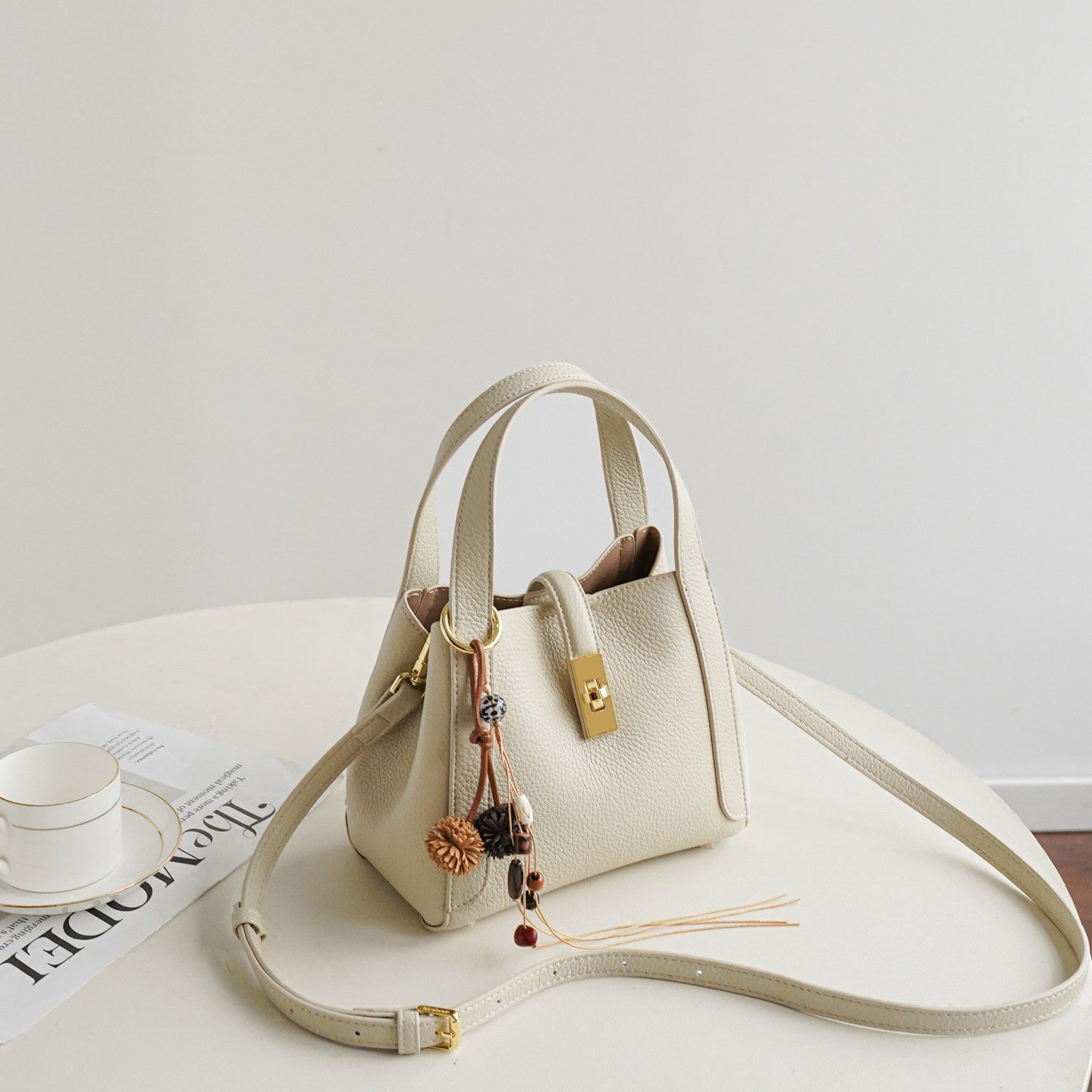 Lychee Pattern Bucket Bag