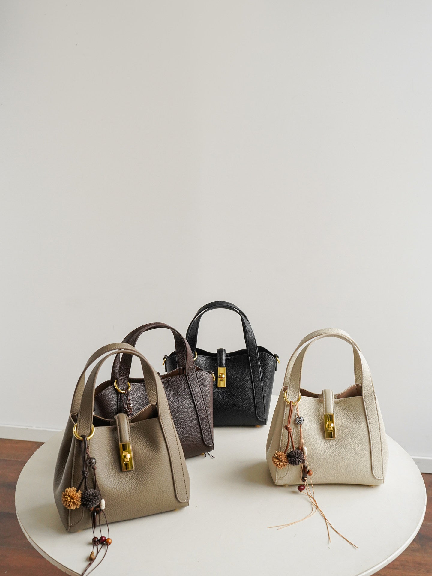Lychee Pattern Bucket Bag
